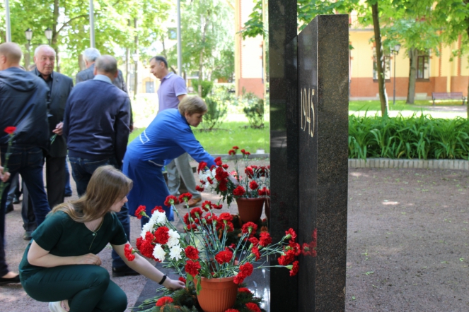 В Педиатрическом университете прошёл митинг памяти 8