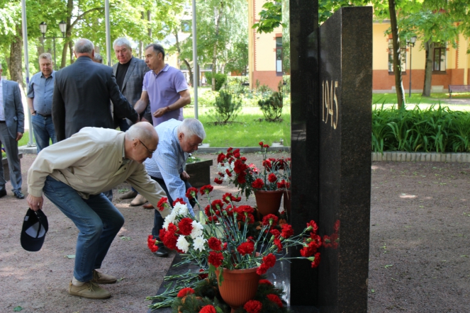 В Педиатрическом университете прошёл митинг памяти 9