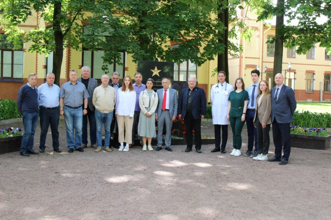 В Педиатрическом университете прошёл митинг памяти 10