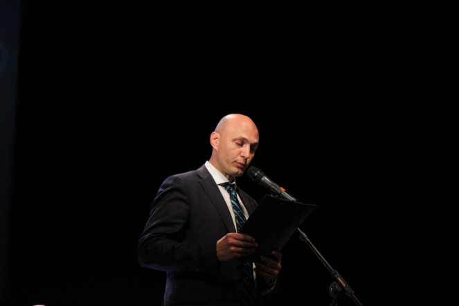 Вручение дипломов: фоторепортаж 19