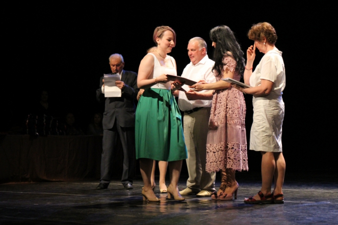 Вручение дипломов: фоторепортаж 94