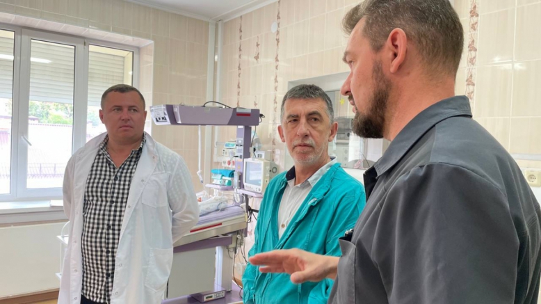 Не проверящие, а партнеры: специалисты СПбГПМУ помогают улучшать качество оказания помощи детям Тюмени 11