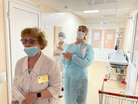 Не проверящие, а партнеры: специалисты СПбГПМУ помогают улучшать качество оказания помощи детям Тюмени 23