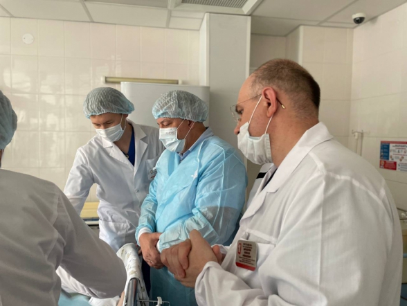 Не проверящие, а партнеры: специалисты СПбГПМУ помогают улучшать качество оказания помощи детям Тюмени 25