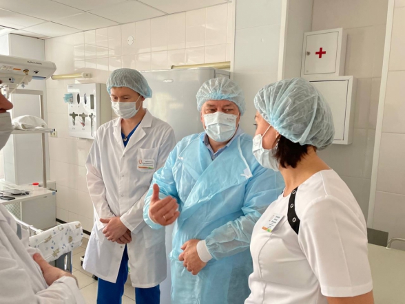 Не проверящие, а партнеры: специалисты СПбГПМУ помогают улучшать качество оказания помощи детям Тюмени 30