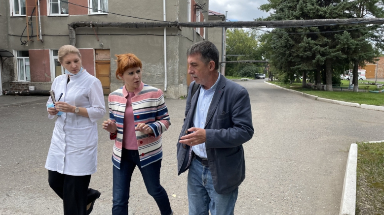 Системная работа на благо здоровья каждого ребенка: эксперты СПбГПМУ провели аудит медучреждений Омской области 25