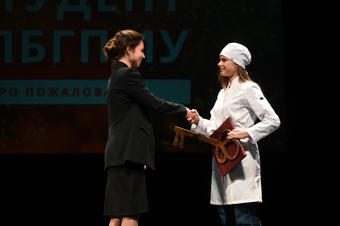 В Педиатрическом университете прошёл день первокурсника 23