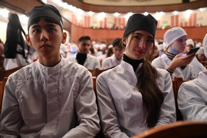 В Педиатрическом университете прошёл день первокурсника 48