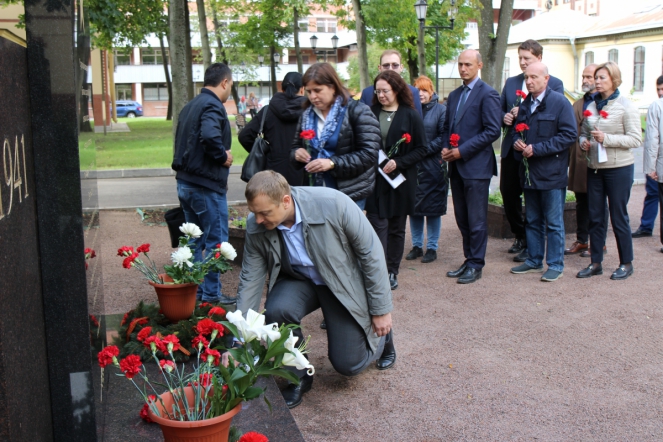 81 год назад началась блокада Ленинграда 10