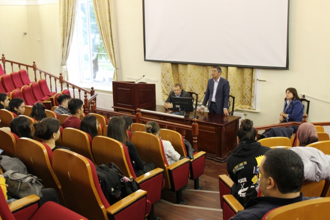 35 студентов из Узбекистана начали учебу в СПбГПМУ 4