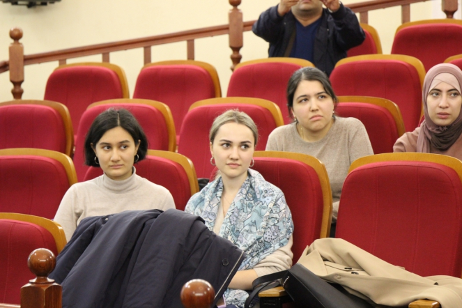 35 студентов из Узбекистана начали учебу в СПбГПМУ 6