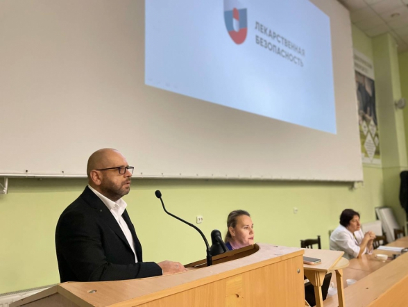 В Педиатрическом университете прочитали лекцию о лекарственной безопасности 5
