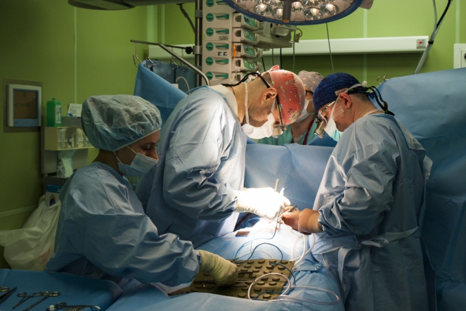 Врачи Педиатрического университета удалили тромб из предсердия ребёнка