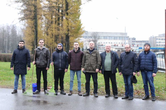 Преподаватели и студенты Педиатрического университета почтили память учителей 10