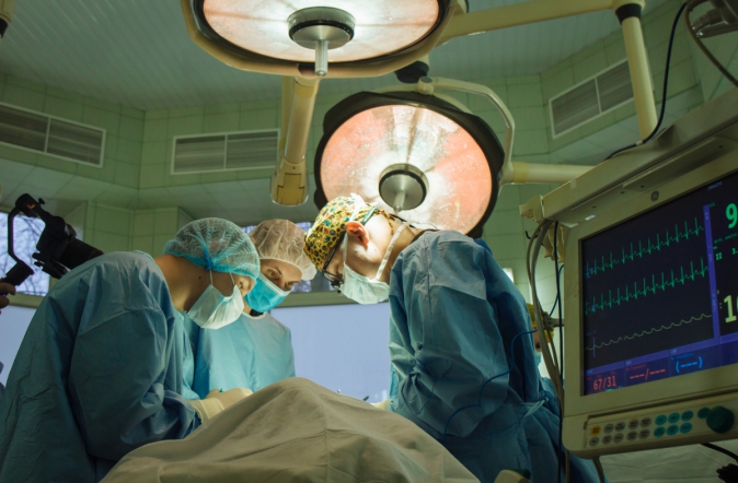 Урологи Педиатрического университета выполнили сложнейшую реконструктивную операцию подростку из Луги