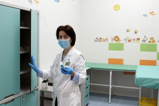 Врачи СПбГПМУ применили генно-инженерную биологическую терапию, чтобы помочь пациенту с обострением псориаза на фоне Covid-19