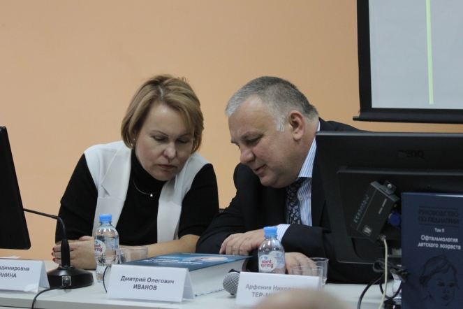 В Педиатрическом университете состоялась конференция, посвящённая международному дню недоношенных детей 38