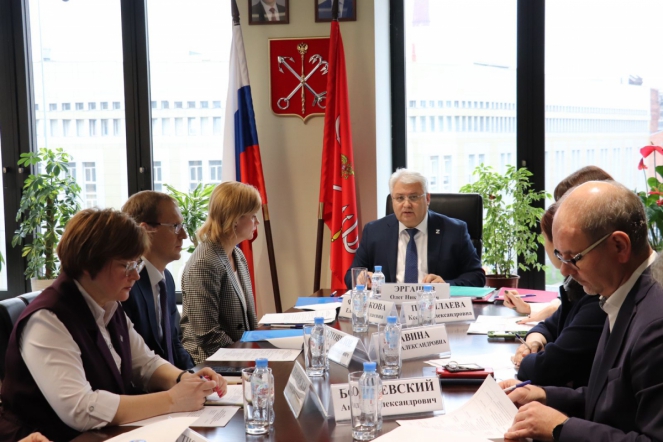 Правительство Санкт-Петербурга наградило Профком Педиатрического университета