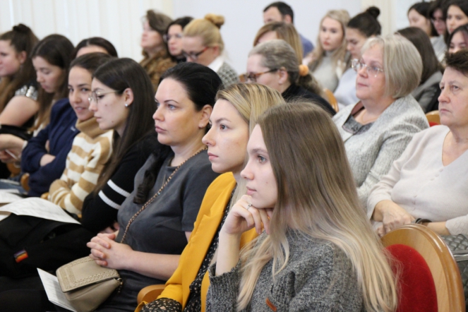 В администрации Калининского района состоялась научно-практическая конференция по дерматовенерологии 7