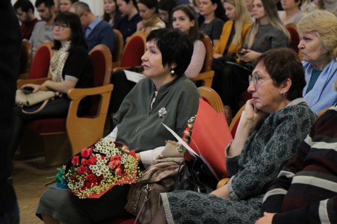 В администрации Калининского района состоялась научно-практическая конференция по дерматовенерологии 18