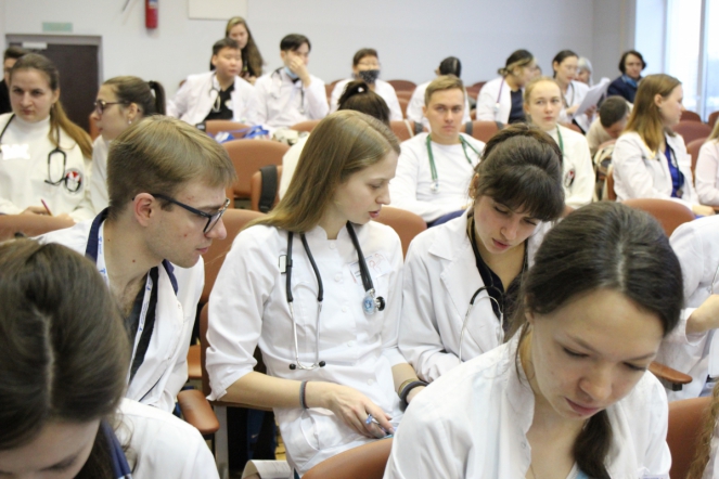 В Северной столице определили будущее педиатрии 37