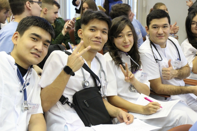 В Северной столице определили будущее педиатрии 38