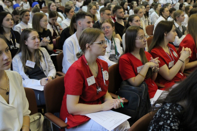 В Северной столице определили будущее педиатрии 53