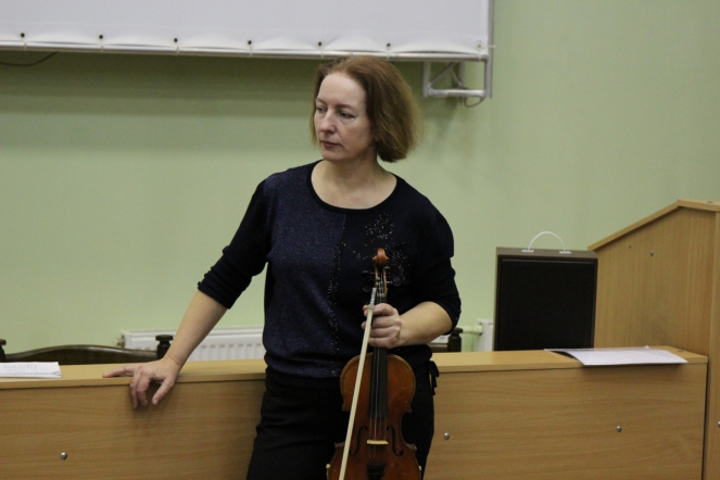 Ученики музыкальной школы №7 Выборгского района провели концерт для пациентов эндокринологического отделения Педиатрического университета 6