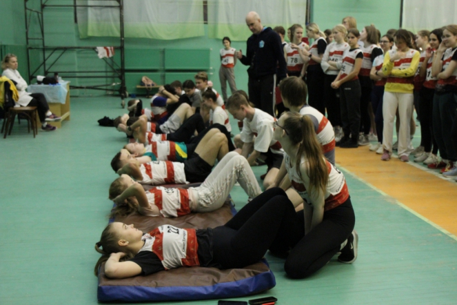 Студенты Педиатрического университета сдали нормативы Всероссийского физкультурно-спортивного комплекса «Готов к труду и обороне» 38