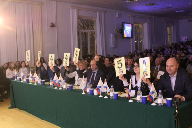 Мы начинаем КВН: В СПбГПМУ прошли юбилейные игры на Кубок Ректора 9