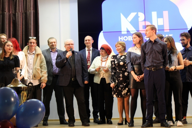 Мы начинаем КВН: В СПбГПМУ прошли юбилейные игры на Кубок Ректора 37