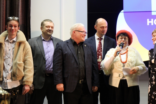 Мы начинаем КВН: В СПбГПМУ прошли юбилейные игры на Кубок Ректора 42