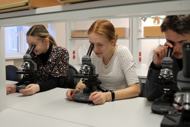 Преподаватели СПбГПМУ посетили школу №197 с углубленным изучением химии и биологии 5