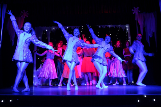 В «Гиппократе» прошло новогоднее шоу 6