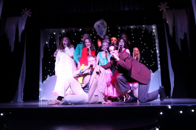 В «Гиппократе» прошло новогоднее шоу 7