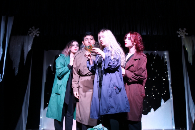 В «Гиппократе» прошло новогоднее шоу 13