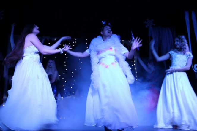 В «Гиппократе» прошло новогоднее шоу 24