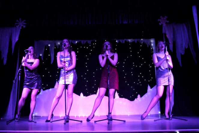 В «Гиппократе» прошло новогоднее шоу 28