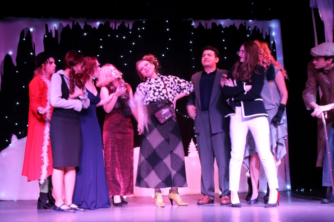 В «Гиппократе» прошло новогоднее шоу 38