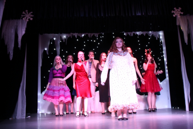 В «Гиппократе» прошло новогоднее шоу 49