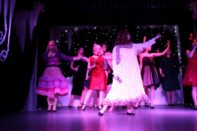 В «Гиппократе» прошло новогоднее шоу 50