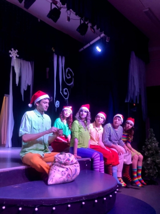 В «Гиппократе» прошло новогоднее шоу 56