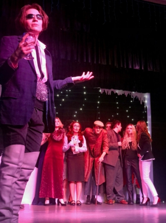 В «Гиппократе» прошло новогоднее шоу 57