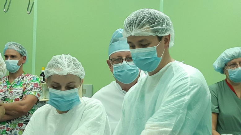 Врачи Педиатрического университета успешно выполнили вторую внутриутробную операцию по коррекции порока развития плода spina bifida 1