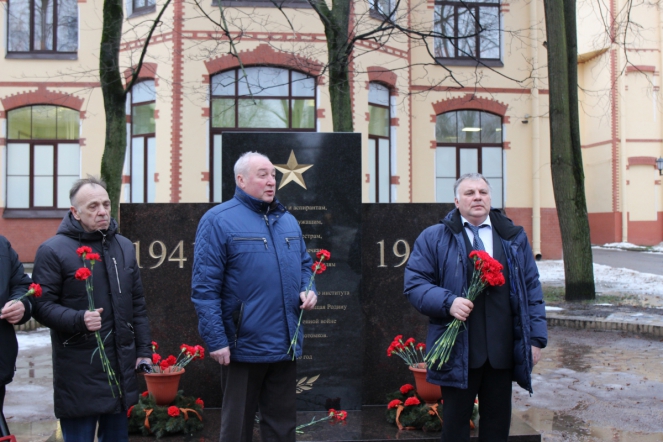 В Педиатрическом университете прошёл митинг, посвящённый 80-летию прорыва блокады Ленинграда 12