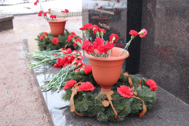 Педиатрический университет почтил память защитников Ленинграда 10