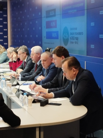 Ректор Педиатрического университета определил комплекс мер для дальнейшего снижения младенческой смертности в России 3