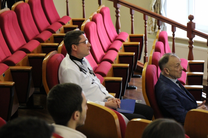 Ректор Педиатрического университета провёл встречу со студентами из Сирии и Турции 4