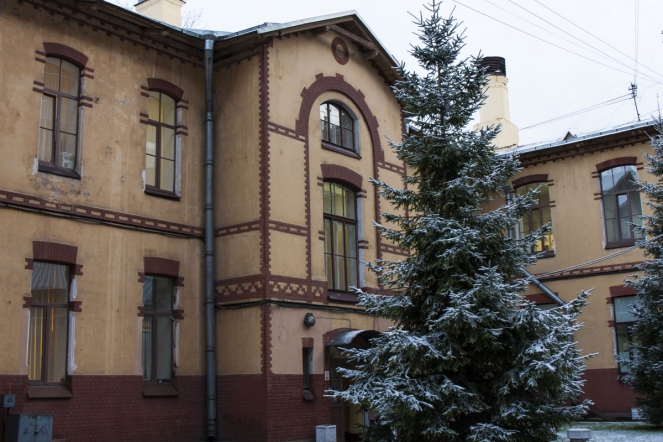 Врачи Педиатрического университета "разогрели" ногу раненого мальчика