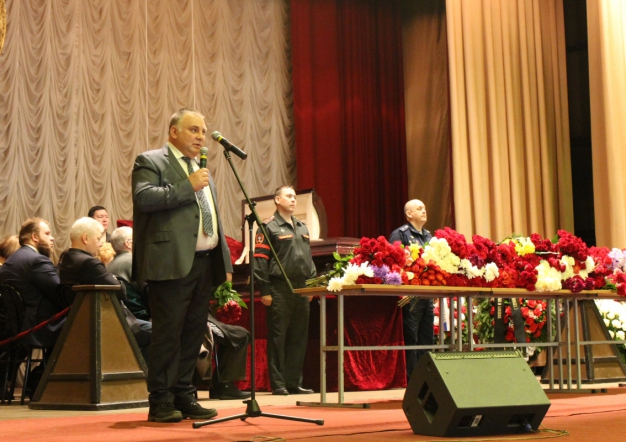 В Санкт-Петербурге простились с основателем российской неонатологии Николаем Шабаловым 1